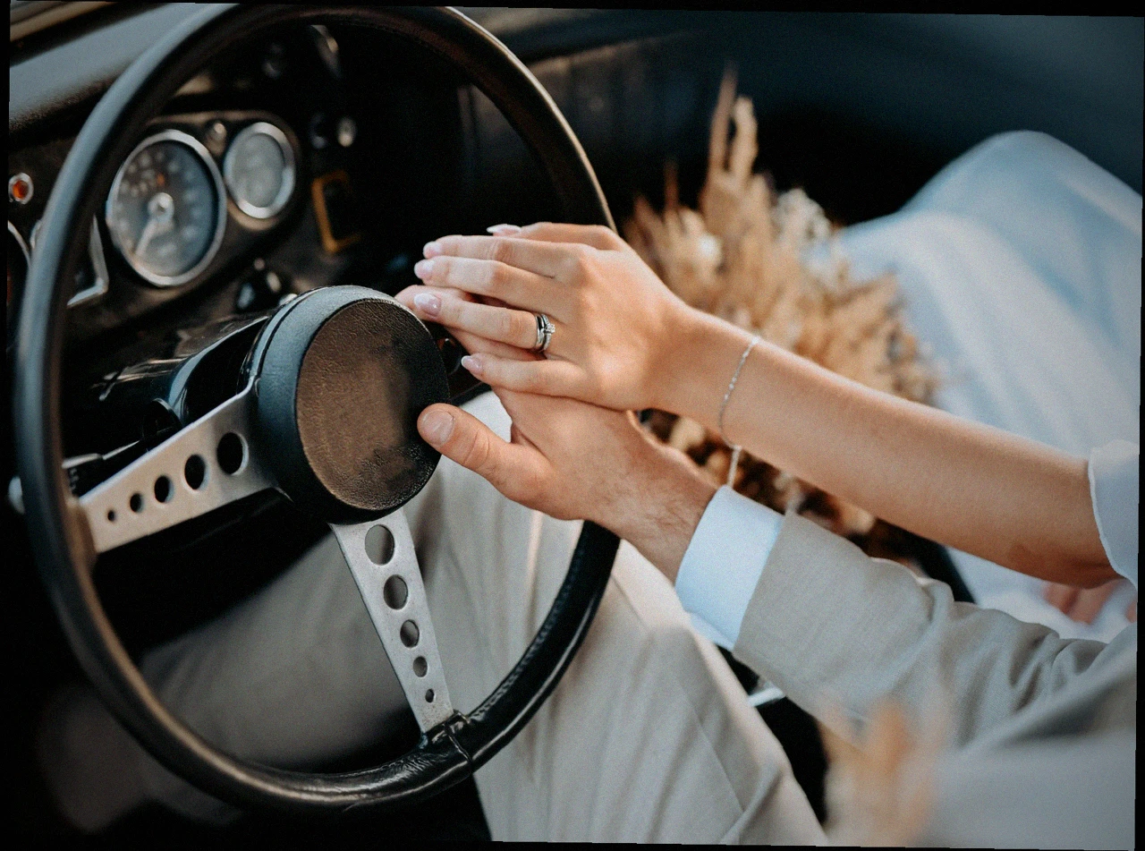 Trouwauto in gemeente Aa en Hunze