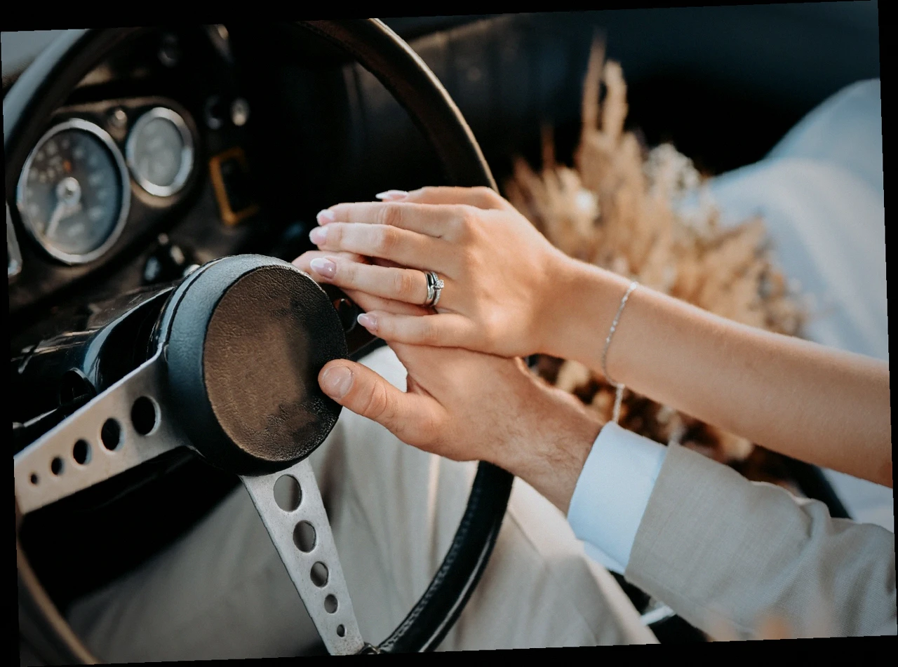 Trouwauto in gemeente West Maas en Waal