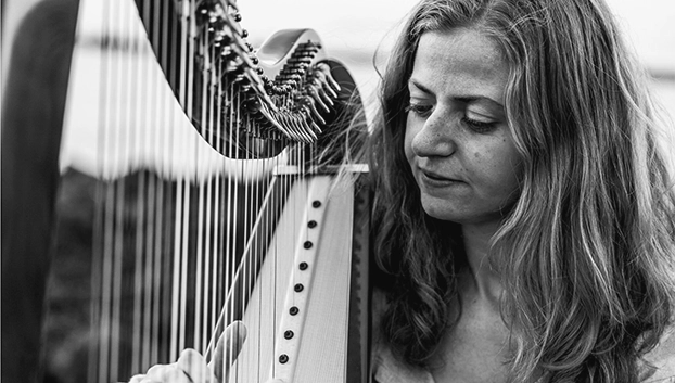 Lidewei Philips – Harp & Zang