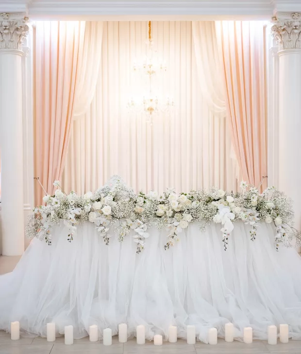 Bruiloft decoratie voor de eretafel | Tips en foto's