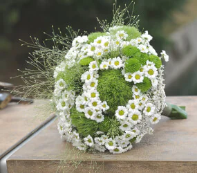 Bruidsboeket - een sieraad van bloemen